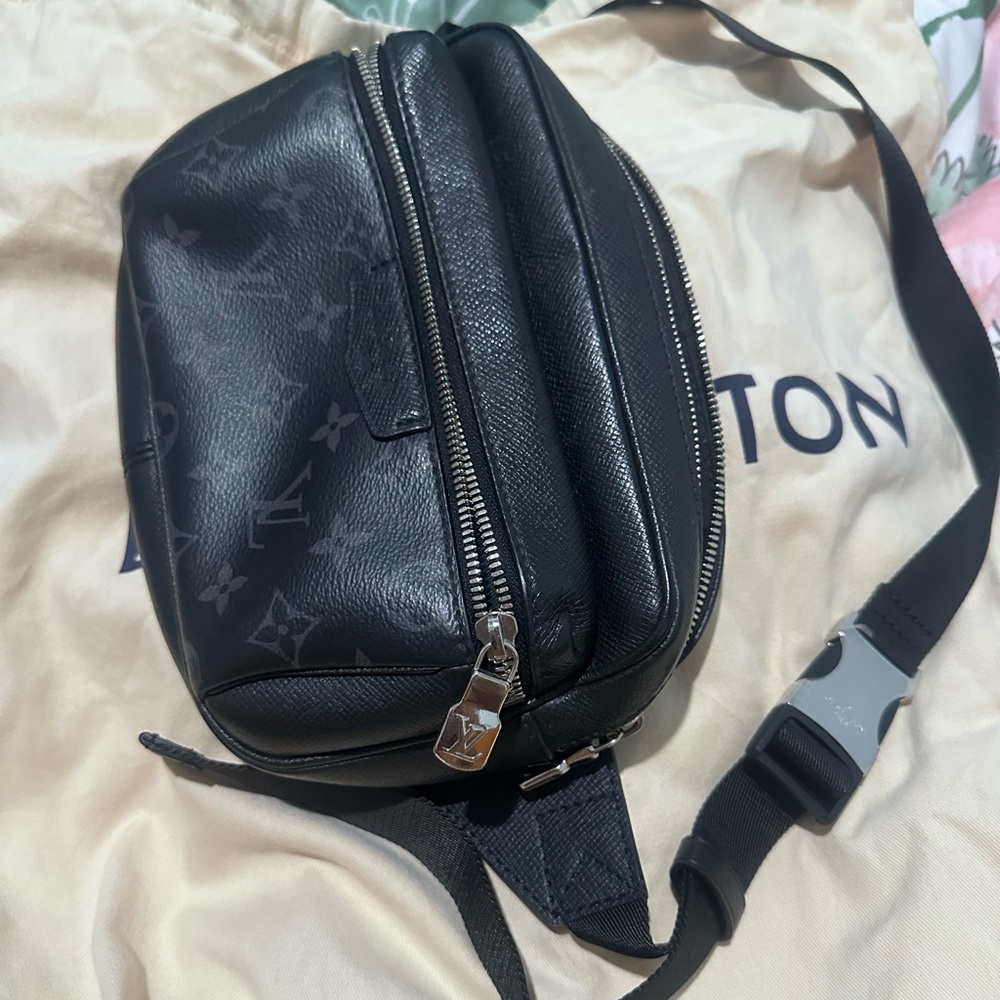 Louis Vuitton bumbag/waist bag